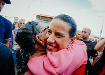 Calçado: governadora Raquel Lyra entrega a 280ª cozinha comunitária do Estado, dois ônibus escolares e a pavimentação de diversas ruas do município