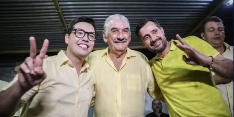 Cayo Albino recebe apoio do prefeito Ruy Barbosa de Bonito e fortalece pré-candidatura à Alepe