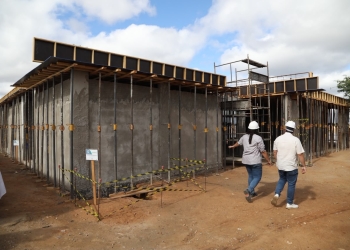 Governo de Pernambuco amplia acesso à educação com quase 100% de finalização de creche em Águas Belas