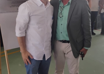Caetés: Vereador Irmão Naldinho discursa em inauguração da nova escola estadual