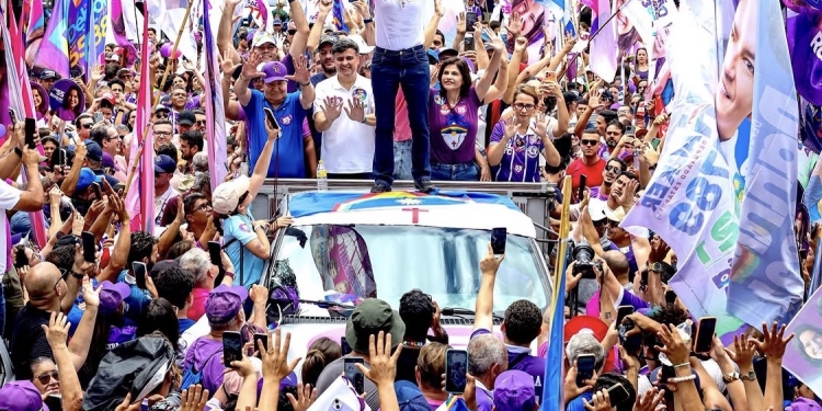 Grande caminhada de Raquel Lyra reúne milhares de pessoas e movimenta as ruas de Garanhuns